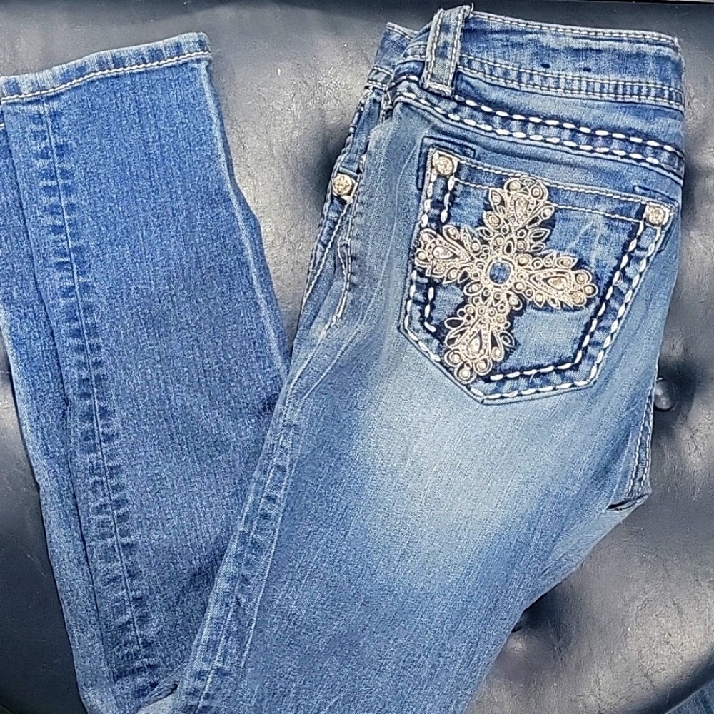 Miss Me skinny jeans size 28